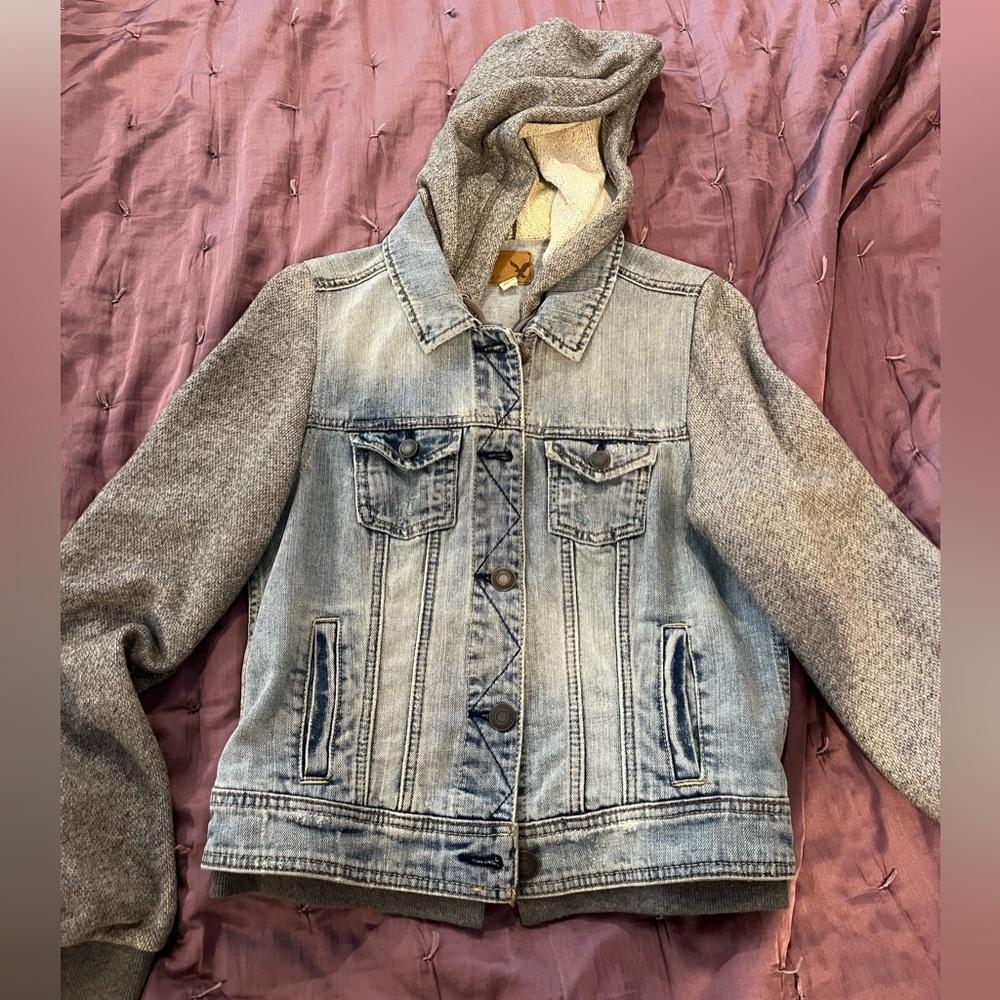 American eagle jean jacket